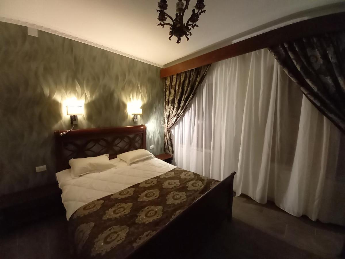 History Apartments Cetății Sibiu Cameră foto